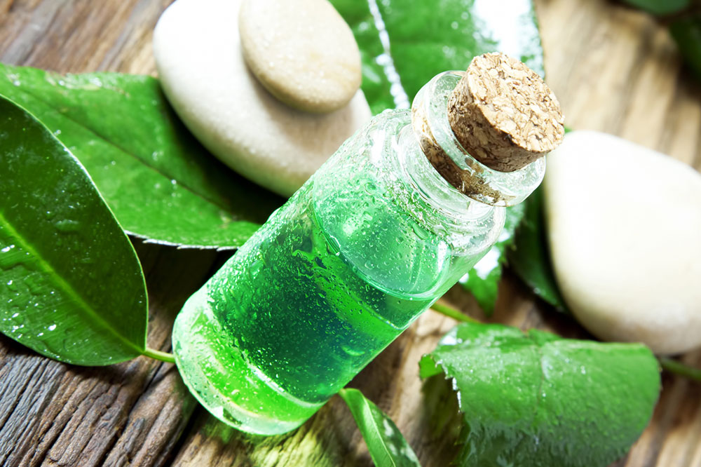 Home Remedies to Treat Flaky Scalp